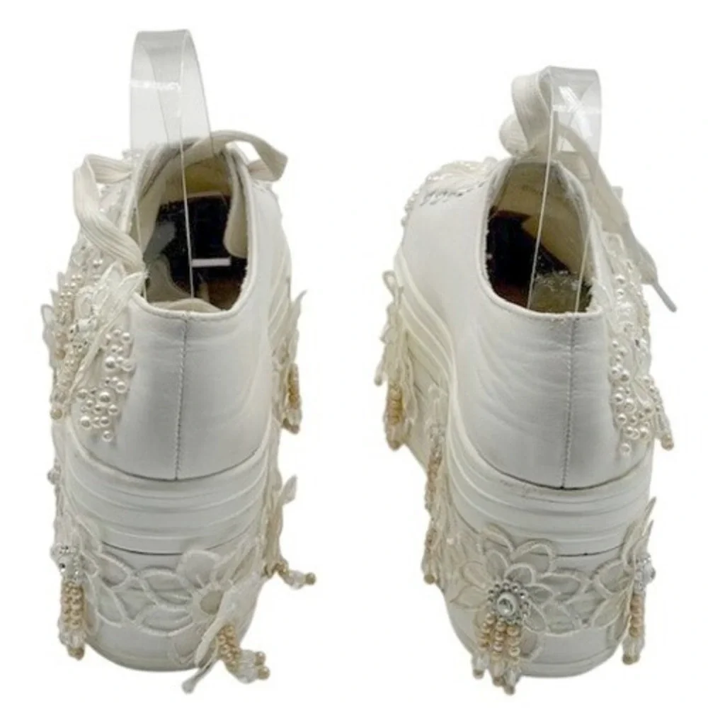 ALANESA Women Bridal White Lace Pearl Embellished Platform Sneakers‎ Size US 6.5